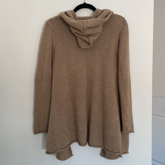 Joe Fresh cardigan - Picture 3 of 4